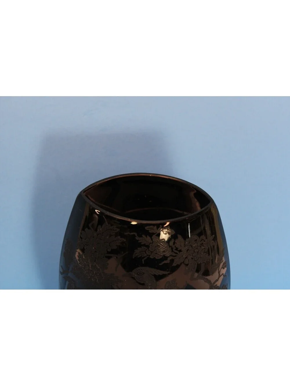 Vtg Asian Peacock & Rose Nora Bird Reverse Black/Ebony Porcelain Etched Vase 8x6